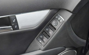 Mercedes Klasa C W204 Limuzyna 1.6 180 K BlueEFFICIENCY 156KM 2009 Mercedes-Benz Klasa C 1.6B Kompresor Klima Hak 2 KPL KOL PDC Sprowadzony, zdjęcie 30