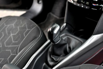 Peugeot 2008 I SUV Facelifting 1.2 PureTech 82KM 2017 Peugeot 2008 _1.2 82 KM Lift Navi Led Klimatronik, zdjęcie 12