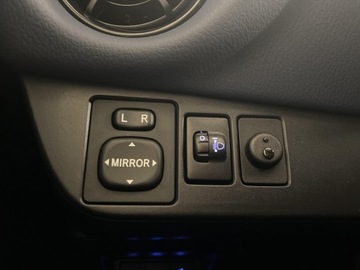 Toyota Yaris III 2018 Toyota Yaris Hybrid 100 Selection III (2011-2019), zdjęcie 18