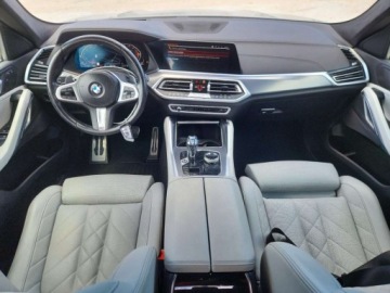 BMW X6 G06 2023 BMW X6 XDrive40I 2023 3.0 Benzyna 335KM, zdjęcie 8