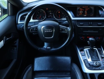 Audi A5 8T Coupe 2.7 TDI 190KM 2009 Audi A5 2.7 TDI, 187 KM, Automat, Skóra, Navi, zdjęcie 6