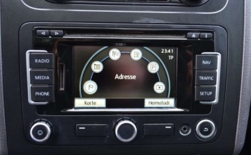 Volkswagen Touran II 1.6 TDI 105KM 2011 Volkswagen Touran Volkswagen Touran 1.6 Diesel 105KM, zdjęcie 25