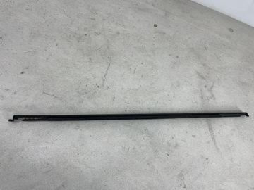 MACAN LIŠTA ZHRNUJÍCÍ PRAVÁ 95B839478A