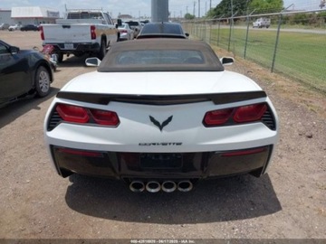 Chevrolet Corvette C7 2016 Chevrolet Corvette 2016 Stingray Z51 6.2 Benzyna 460KM, zdjęcie 4