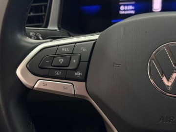 Volkswagen T-Roc I SUV Facelifting 1.5 TSI ACT 150KM 2023 Volkswagen T-Roc Life Kamera cofania LED CarPlayAndroid Auto Podgrzewan, zdjęcie 19