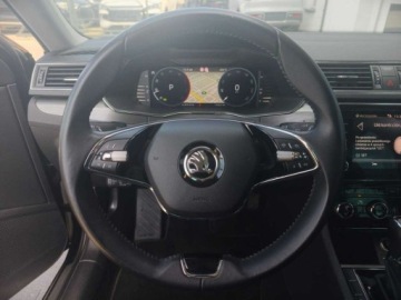 Skoda Superb III Kombi Facelifting 2.0 TDI SCR 200KM 2021 Skoda Superb Style 2.0 TDI 200 KM DSG Matrix Panorama Webasto Hak, zdjęcie 10
