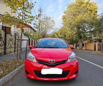 Toyota Yaris III Hatchback 5d Facelifting 1.0 VVT-i 69KM 2014 TOYOTA YARIS 1.0 69 KM, zdjęcie 2