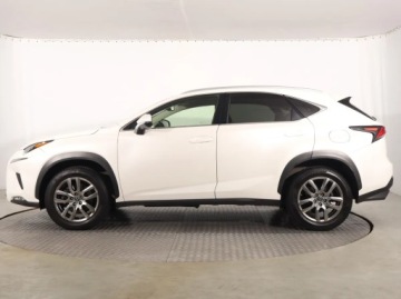 Lexus NX I SUV Facelifting 300 238KM 2020 Lexus NX 300t, Salon Polska, Serwis ASO, 4X4, zdjęcie 2