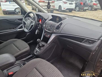 Opel Zafira C Tourer 1.4 Turbo ECOTEC 120KM 2012 Opel Zafira 1.4T 120KM 7-OS Navi Super Stan Zarejestrowana 1.4 Benzyna, zdjęcie 15