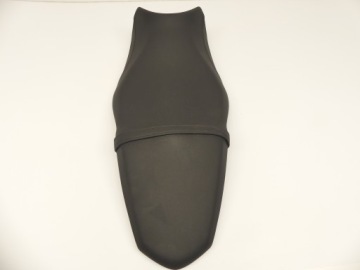 СИДЕНЬЕ КУШЕТКИ TRIUMPH STREET TRIPLE 675 13+