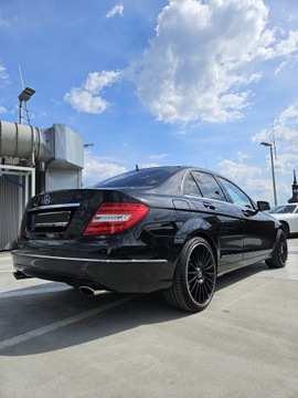 Mercedes Klasa C W204 Limuzyna 3.0 350 CDI BlueEFFICIENCY 231KM 2012 MERCEDES-BENZ KLASA C (W204) C 300 CDI 4-matic 231 KM, zdjęcie 3
