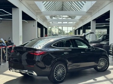Mercedes GLC C254/X254 2025 GLC Coupe 300 e 4-Matic AMG Line 2.0 (360KM) 2025, zdjęcie 4