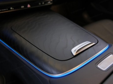 Mercedes Klasa E W214 Sedan 2.0 220d 197KM 2025 E Klasa 220 d 4-Matic Avantgarde 2.0 (197KM) 2025, zdjęcie 16