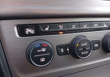 Volkswagen Golf VII Hatchback 3d 1.4 TSI 140KM 2014 Volkswagen Golf Bezwypadkowy - serwisowany - benzyna - 1,4 - 140 KM 1.4, zdjęcie 35