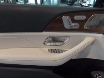 Mercedes GLE V167 2025 GLE 350 de 4-Matic AMG Line 2.0 (353KM) 2025, zdjęcie 13