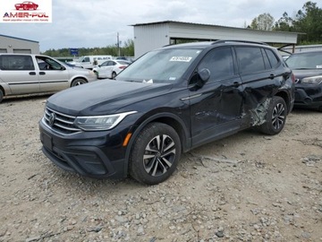 Volkswagen Tiguan II 2022 Volkswagen Tiguan VOLKSWAGEN TIGUAN S, 2022r.,...