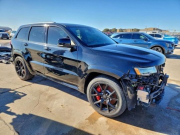 Jeep Grand Cherokee IV 2019 Jeep Grand Cherokee SRT-8 2019 6.4L 6.4 Benzyna 475KM, zdjęcie 4