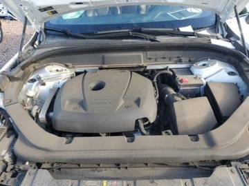 Volvo XC60 II 2021 Volvo XC 60 Volvo XC60 T5 AWD Momentum 2.0 Benzyna 250KM, zdjęcie 10