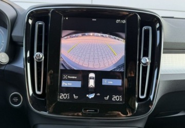 Volvo XC40 Crossover Plug-In Facelifting 1.5 T4 211KM 2022 Volvo XC 40 Plug-In T4 Navi Virtual Parktronic Tempomat FV23, zdjęcie 20