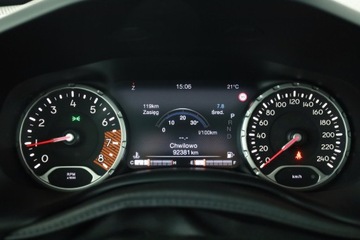 Jeep Renegade SUV Facelifting 1.3 GSE T4 Turbo 150KM 2019 Jeep Renegade 1.3 T-GDI, Salon Polska, Serwis ASO, zdjęcie 7