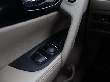 Nissan X-Trail III Terenowy Facelifting 1.7 dCi 150KM 2019 Nissan X-Trail 1.7 dCi, Salon Polska, Serwis ASO, zdjęcie 17