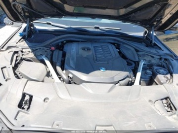 BMW Seria 7 G70 2022 BMW Seria 7 740 I 2022 3.0l 3.0 Benzyna 335KM, zdjęcie 8