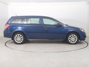 Opel Astra J Sports Tourer 1.7 CDTI ECOTEC 110KM 2012 Opel Astra 1.7 CDTI, Salon Polska, Klima, zdjęcie 5