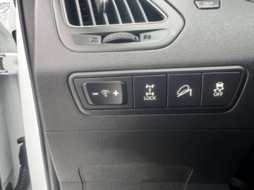 Hyundai ix35 SUV R 2.0 CRDi 184KM 2010 Hyundai ix35 4x4 180KM Nawigacja Kamera Grzane Fotele Nowe Sprzeglo i Rozr, zdjęcie 15