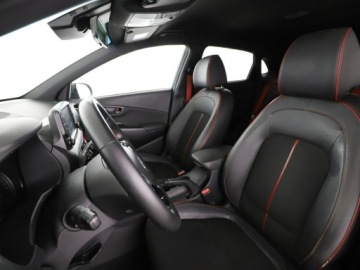 Hyundai Kona I Crossover 1.6 T-GDI 177KM 2018 Hyundai Kona 4x4 automat skóra navi klima auto, zdjęcie 12