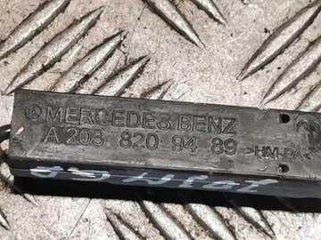 MERCEDES-BENZ C W203 ZESILOVAČ ANTÉNY