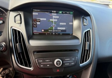 Ford Focus III Kombi Facelifting 1.5 TDCi 120KM 2015 Ford Focus 1.5TDCI NAVI Klimatronic Alu Extra stan 1.5 Diesel 120KM, zdjęcie 7