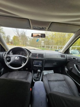 Volkswagen Golf IV Hatchback 1.4 16V 75KM 2000 Volkswagen Golf Benzyna - 2000r, zdjęcie 7