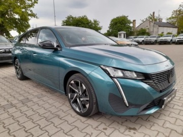 Peugeot 308 III SW 1.5 BlueHDi 130KM 2022 Peugeot 308 Allure, zdjęcie 3