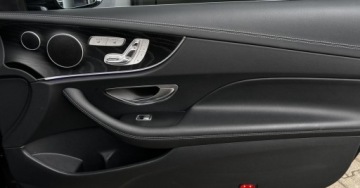 Mercedes Klasa E W213 Coupe 2.0 300d 245KM 2020 Mercedes-Benz Klasa E E300d Coupe AMG C238 Distronic Led Elektryczne Fotel, zdjęcie 23