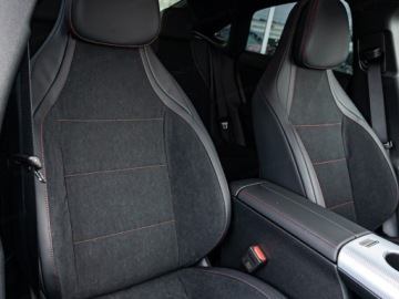 Mercedes CLA C118/X118 2026 MERCEDES-BENZ CLA 200 AMG Line Sedan 1.5 (163KM) 2026, zdjęcie 12