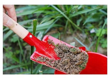 НАБОР САДОВОГО ИНСТРУМЕНТА ЛОПАТА 3 В 1