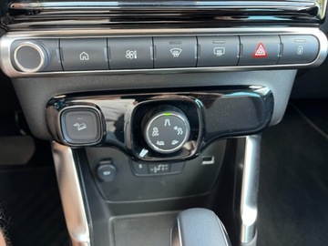 Citroen C3 Aircross  I Crossover Facelifting 1.2 PureTech 130KM 2024 Citroen C3 Aircross 1.2 benzyna 130 KM automat 17 tys. km zarej w PL, zdjęcie 16