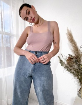 РИВЕР ОСТРОВ РОЗОВОЕ ТЕЛО __38