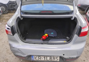 Kia Rio III 2011 Kia Rio I rej 2012r, 1.2 Benzyna. Lekko uszkodzony tyl. Jezdzi. 1.2 80KM, zdjęcie 19