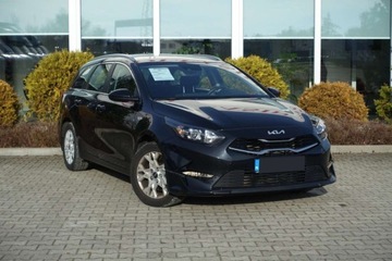 Kia Ceed III Kombi Facelifting 1.5 T-GDI 160KM 2023 Kia Ceed Bezwypadkowy Kamera Tempomat CarPlayAA klima 2stref. FV23, zdjęcie 2