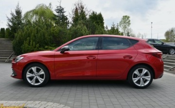 Seat Leon IV Hatchback 1.5 eTSI (MHEV) 150KM 2021 Seat Leon 1,5 TSI 150 KM FR Full Led AMBIENTE Nawigacja Virtual tacho 1.5, zdjęcie 2