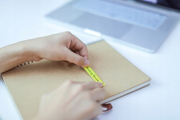 Принтер этикеток Brother PTH100LB2ZG1 TZe