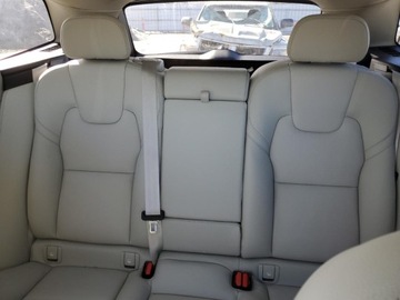 Volvo XC60 II 2023 Volvo XC 60 Plus 2023 2.0l 2.0 Benzyna 247KM, zdjęcie 10