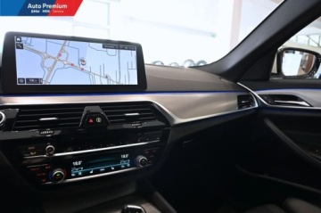 BMW Seria 5 G30-G31 2021 BMW Seria 5 530d xDriveFV23Podgrzewanie KierownicyFotel SportBMW Laserlight, zdjęcie 8