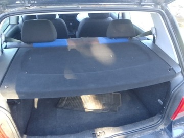 VW GOLF 4 IV POLIČKA ZADNÍ KUFRU