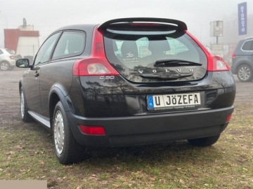 Volvo C30 Hatchback 3d 1.6 100KM 2009 Volvo C30 1.6 Momentum 100KM 2009r, zdjęcie 14