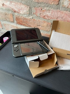 Консоль Nintendo 3DS XL МЕТАЛЛИЧЕСКИЙ ЧЕРНЫЙ
