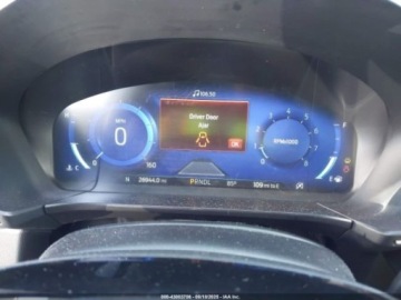 Ford Kuga III 2022 Ford Kuga 2022 r., 2,0L TITANIUM 2.0 Benzyna 250KM, zdjęcie 6