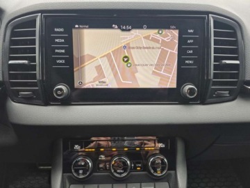 Skoda Karoq Crossover Facelifting 1.5 TSI ACT 150KM 2023 Skoda Karoq 1.5TSI 150KM DSG Sportline Reflektory przednie Full LED Matrix, zdjęcie 18