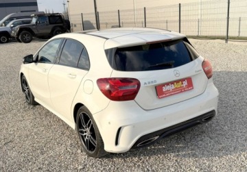 Mercedes Klasa A W176 Hatchback 5d Facelifting 220 184KM 2017 Mercedes-Benz Klasa A 4x4 A220 2.0 Benz 184 km 74.000 km Salon PL Wars, zdjęcie 5